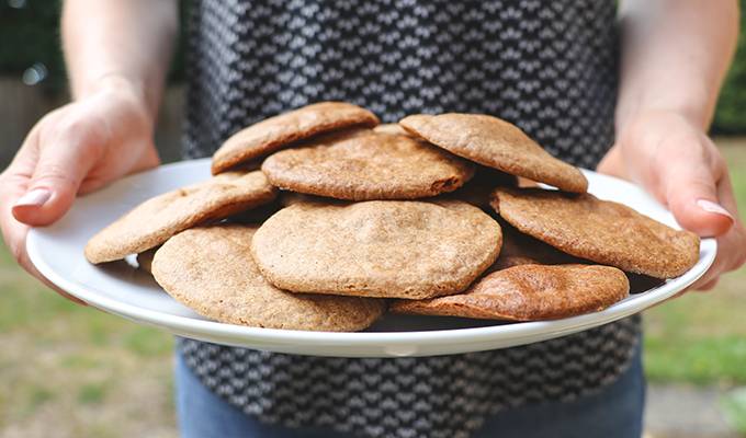 DIY Biscoff Spread Recipe - How To Make Biscoff Spread