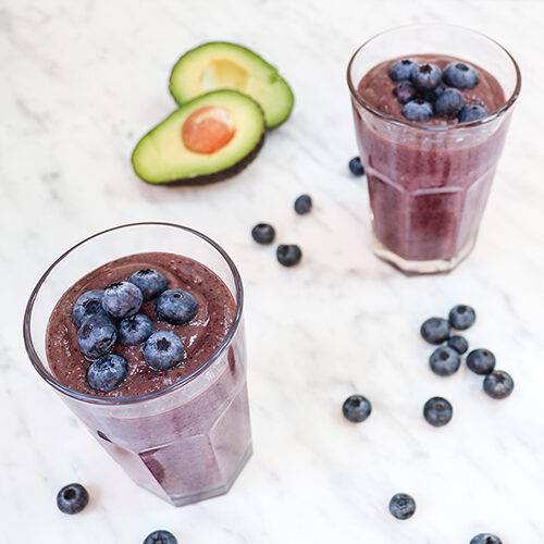 Avocado Smoothie {With Blueberries} –