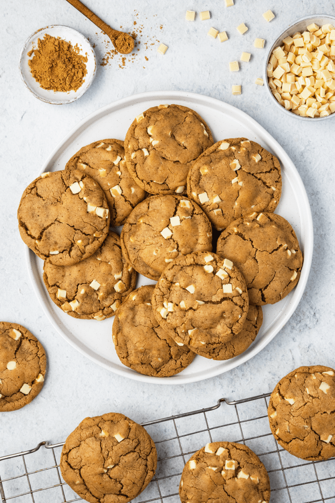 White chocolate gingerbread cookies on a plate